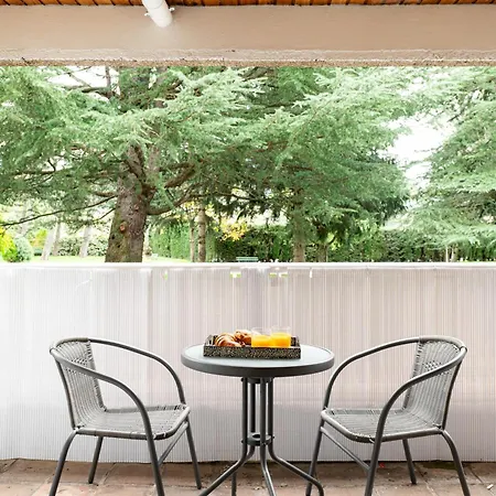 Esencia Pirineos L Bqq L Pisicina L Tenis