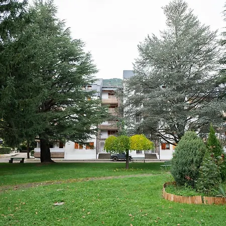 Esencia Pirineos Pisicina L Bqq L Tenis L Wifi 아파트