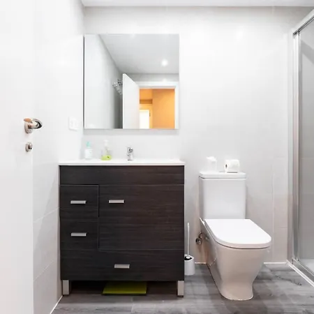 Esencia Pirineos L Bqq L Pisicina L Tenis *