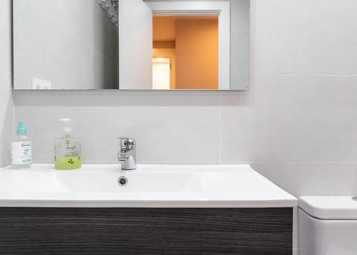 Esencia Pirineos L Bqq L Pisicina L Tenis * Biescas (Aragon)