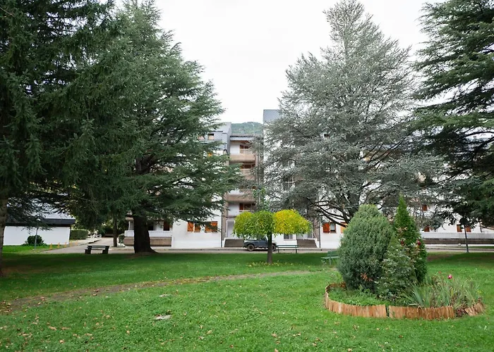 Esencia Pirineos L Bqq L Pisicina L Tenis Apartamento