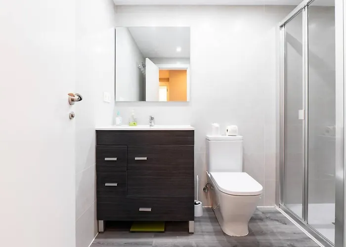 Esencia Pirineos L Bqq L Pisicina L Tenis *