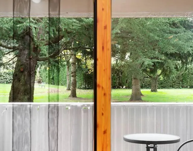 Esencia Pirineos L Bqq L Pisicina L Tenis * Biescas (Aragon)