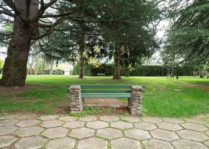 Esencia Pirineos L Bqq L Pisicina L Tenis Apartamento