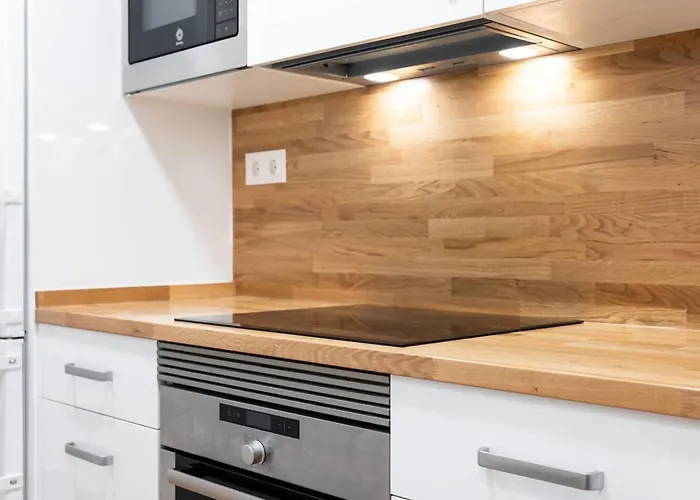 Esencia Pirineos L Bqq L Pisicina L Tenis Apartamento